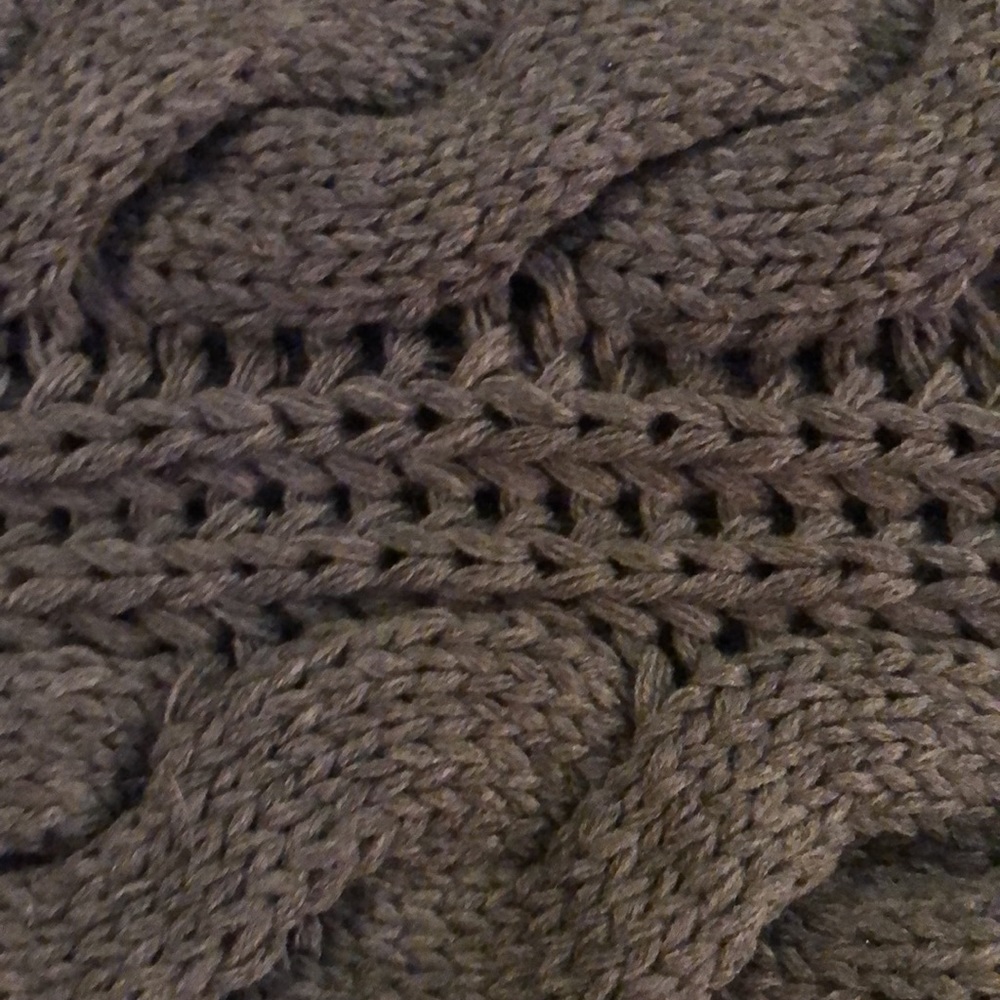 Scarf - Picture 4 of 5